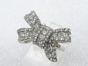 クリスタル　指輪(8号)